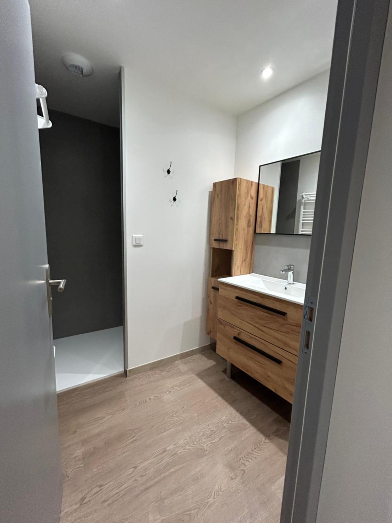 Holiday home Grange Entierement Renovee A Wifi Gratuit *